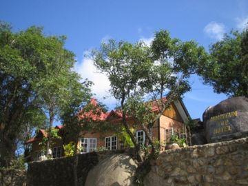 Mountain Top Hotel Kyaikto Ngoại thất bức ảnh